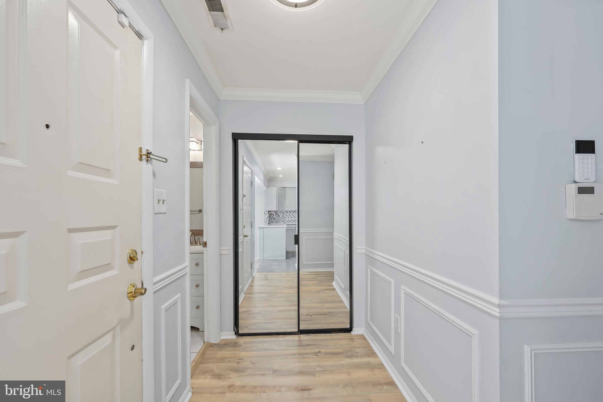 2306 Glade Bank Way Reston, VA 20191 - Photo 3 of 6 Entry