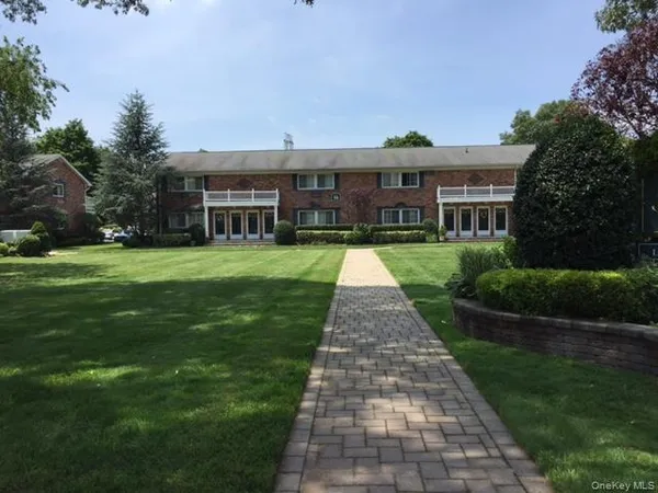 $2,355 | 52 Horseblock Road, Unit 527A, Centereach, NY 11720