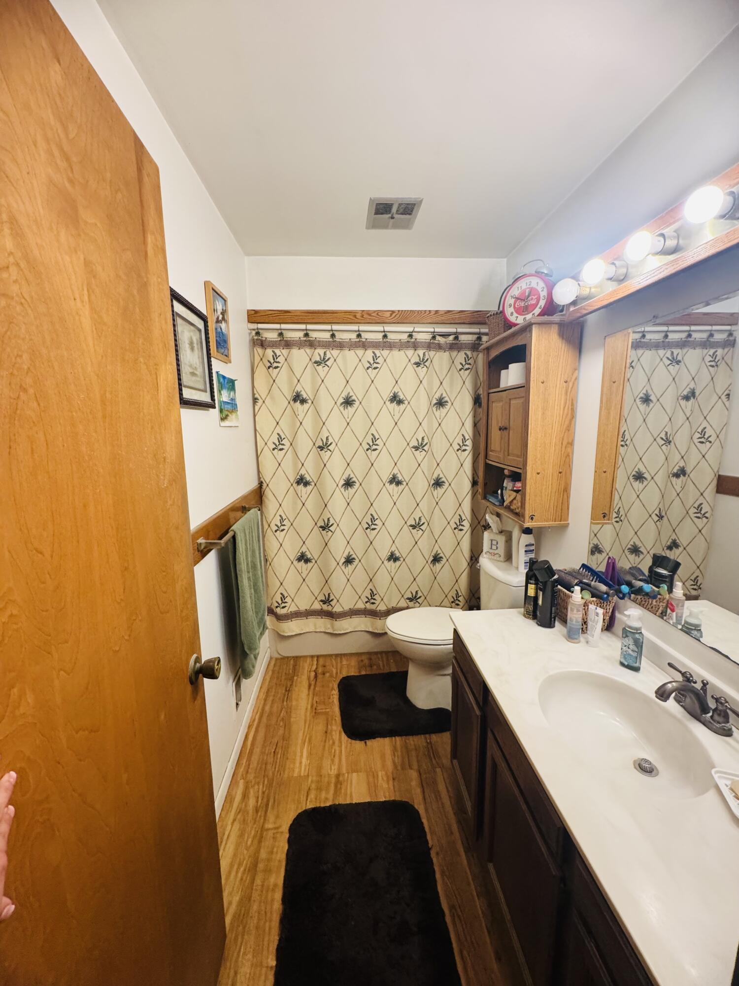 3726 Ruth Avenue Lansing, MI 48910 - Photo 22 of 44 IMG_1302