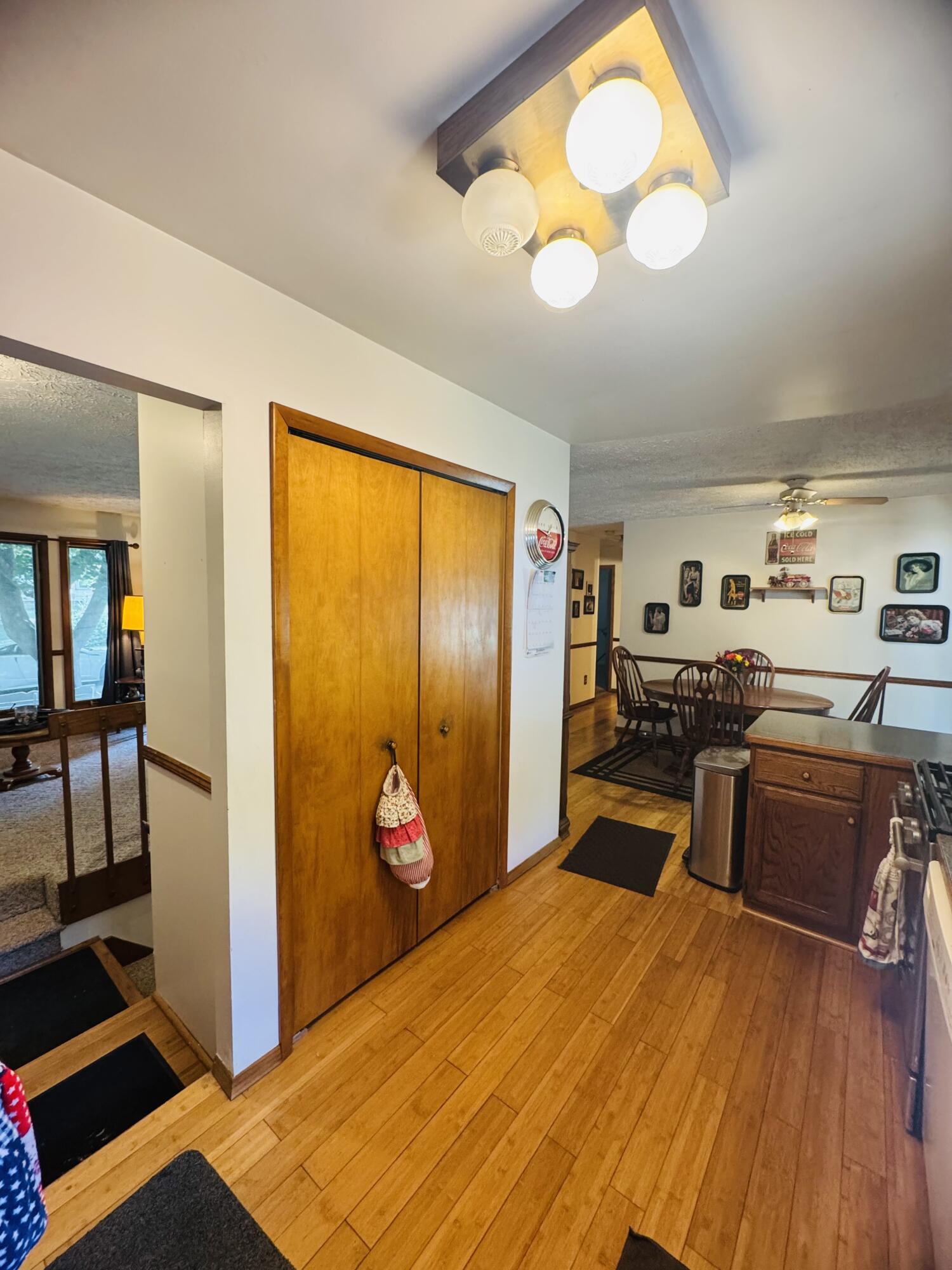 3726 Ruth Avenue Lansing, MI 48910 - Photo 10 of 44 IMG_1293