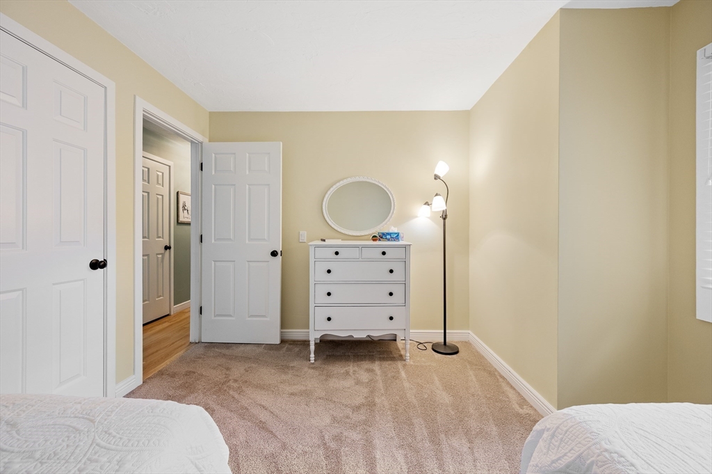 701 Beacon Park Road, Unit 701 Webster, MA 01570 - Photo 15 of 36