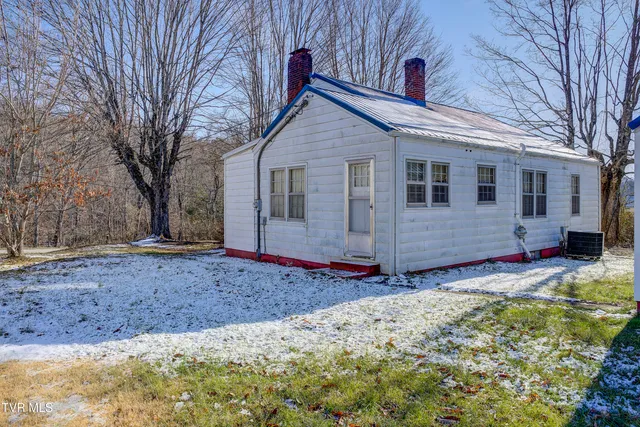 $140,000 | 2219 Highway 91, Elizabethton, TN 37643