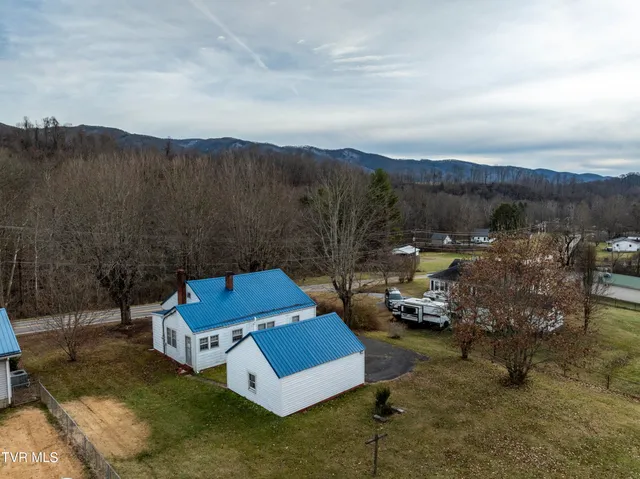 $140,000 | 2219 Highway 91, Elizabethton, TN 37643