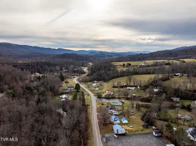 $140,000 | 2219 Highway 91, Elizabethton, TN 37643