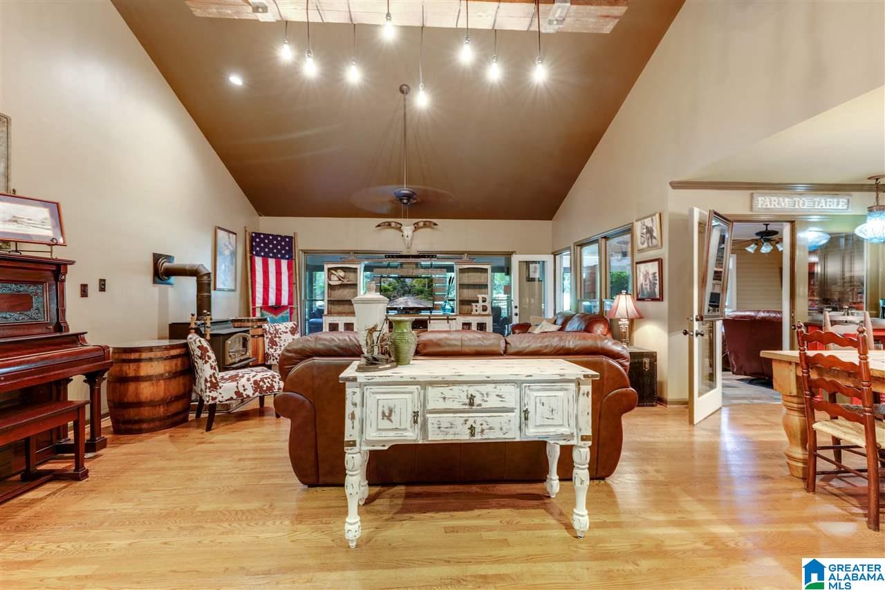 1675 Canoe Creek Road Springville, AL 35146 - Photo 17 of 50