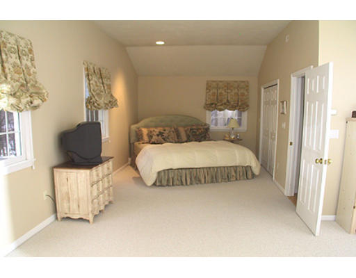 73 Wayside Inn Road Marlborough, MA 01752 - Photo 8 of 13