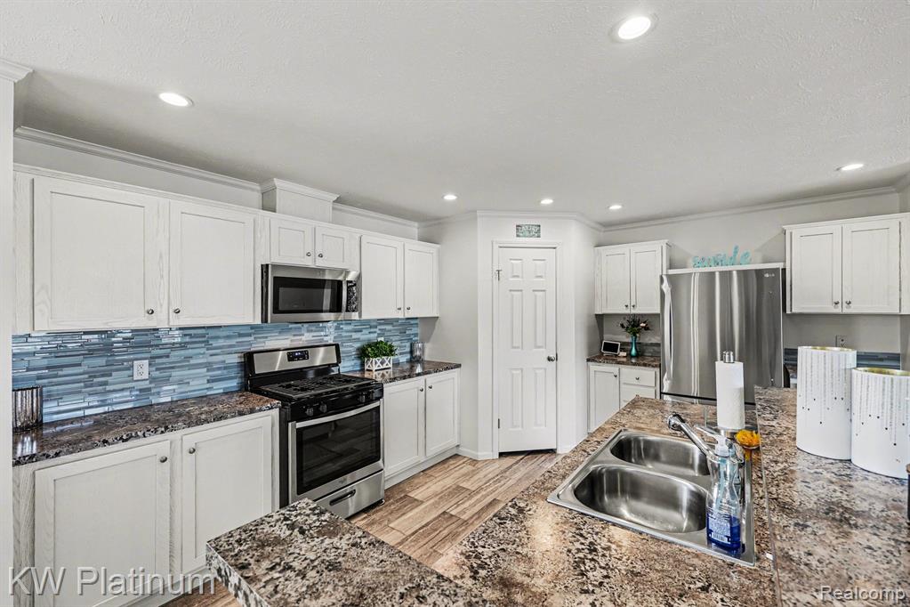 57512 Mill Point Road New Haven, MI 48048 - Photo 6 of 26
