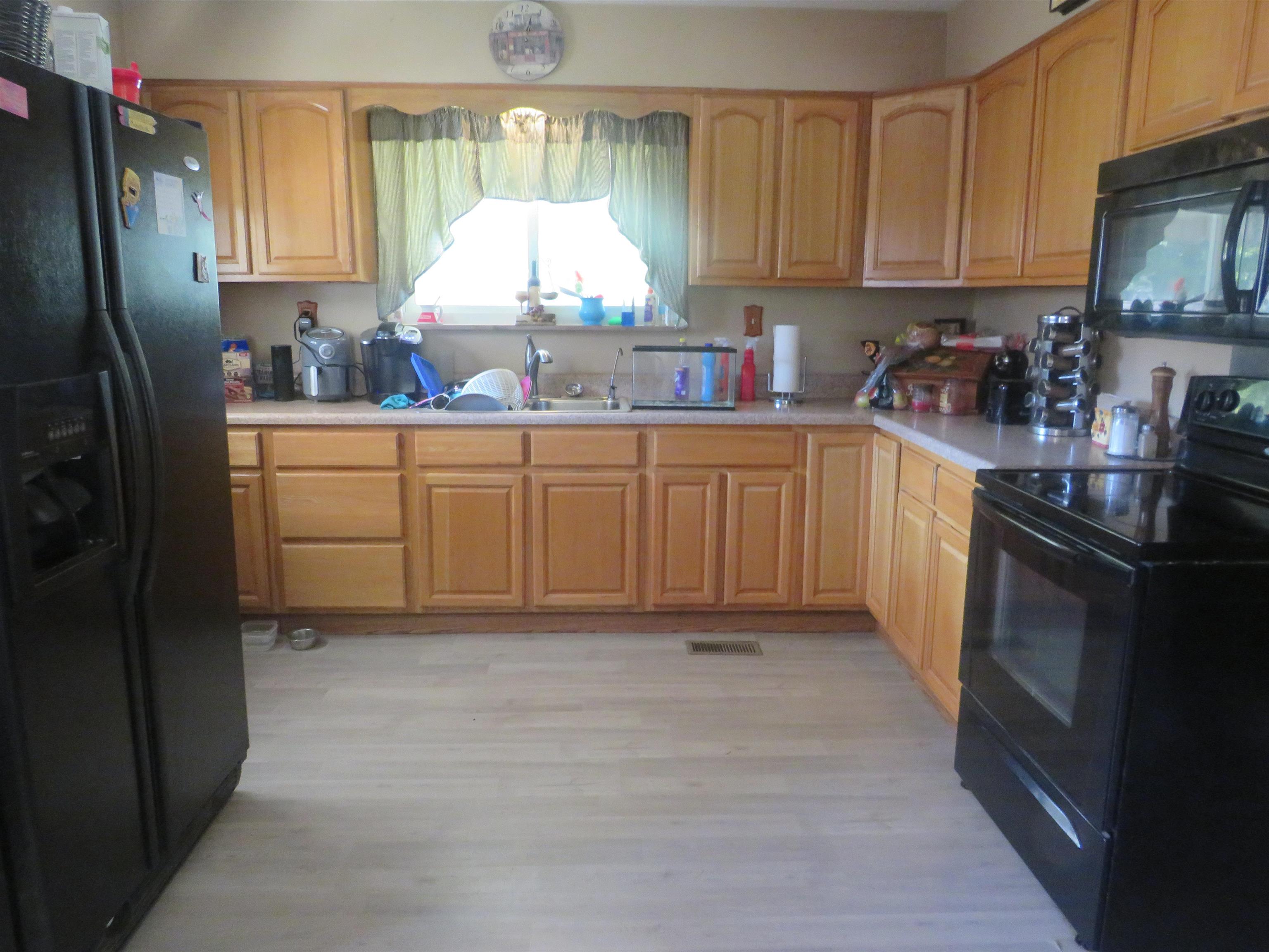 1006 Raceland Avenue Russell, KY 41169 - Photo 7 of 13