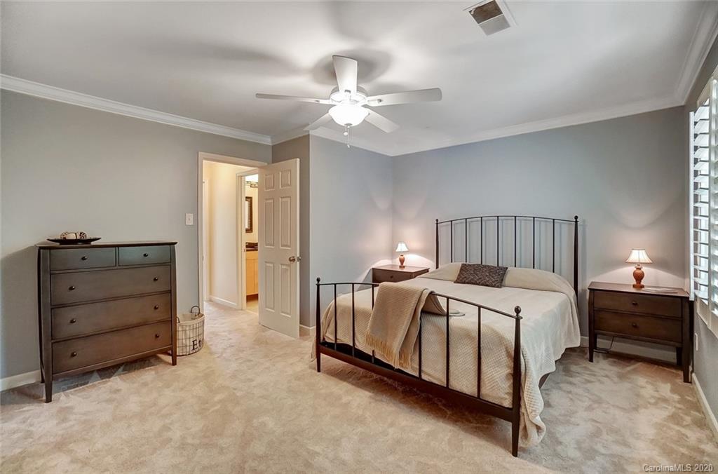 229 Boyce Road Charlotte, NC 28211 - Photo 25 of 32 Gallery Image 25