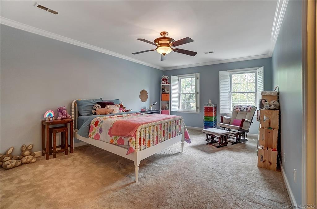 229 Boyce Road Charlotte, NC 28211 - Photo 27 of 32 Gallery Image 27