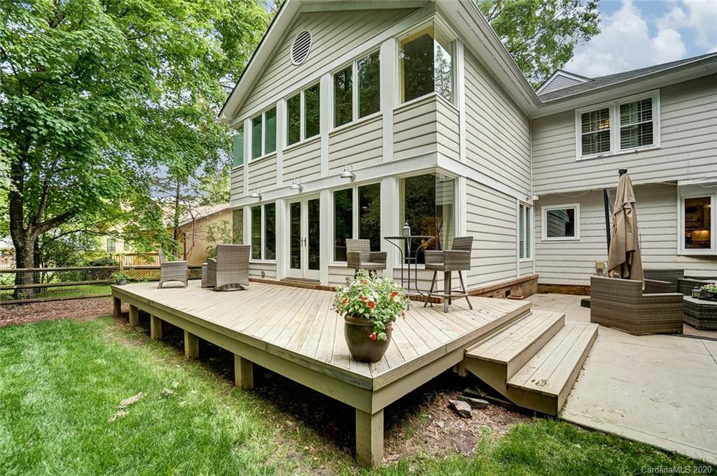 229 Boyce Road Charlotte, NC 28211 - Photo 28 of 32 Gallery Image 28