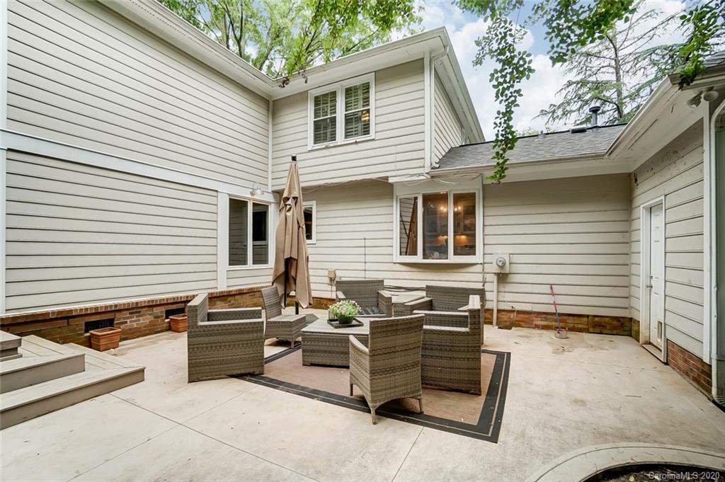 229 Boyce Road Charlotte, NC 28211 - Photo 30 of 32 Gallery Image 30
