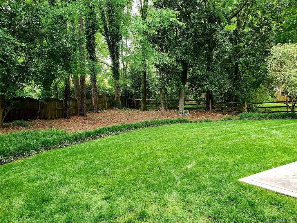 229 Boyce Road Charlotte, NC 28211 - Photo 32 of 32 Gallery Image 32