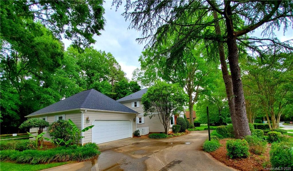 229 Boyce Road Charlotte, NC 28211 - Photo 5 of 32 Gallery Image 5
