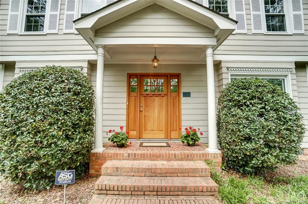 229 Boyce Road Charlotte, NC 28211 - Photo 6 of 32 Gallery Image 6