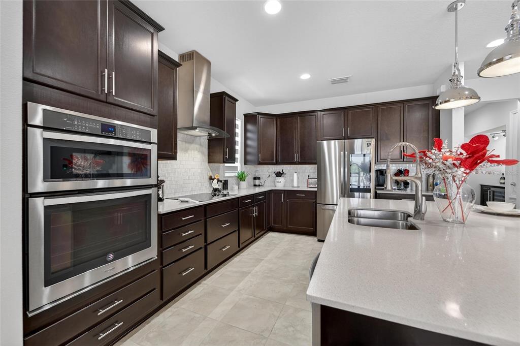 13816 Galway Sand Road Riverview, FL 33579 - Photo 18 of 98