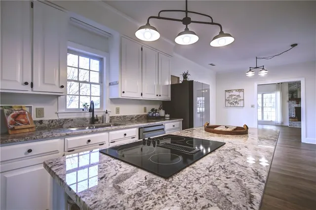 $770,000 | 142 Carr Road, LaGrange, GA 30241