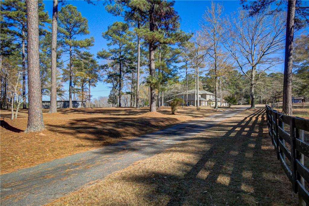 142 Carr Road LaGrange, GA 30241 - Photo 2 of 103