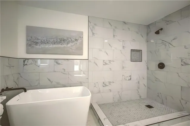 $770,000 | 142 Carr Road, LaGrange, GA 30241