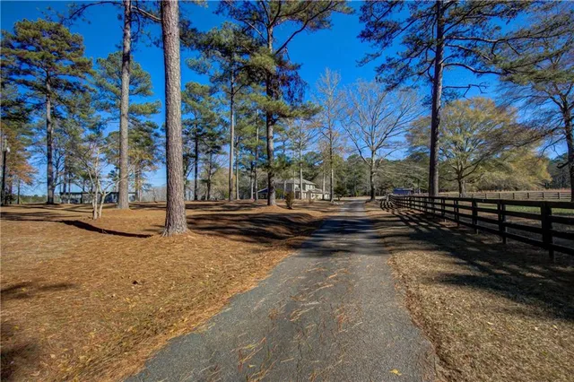 $770,000 | 142 Carr Road, LaGrange, GA 30241