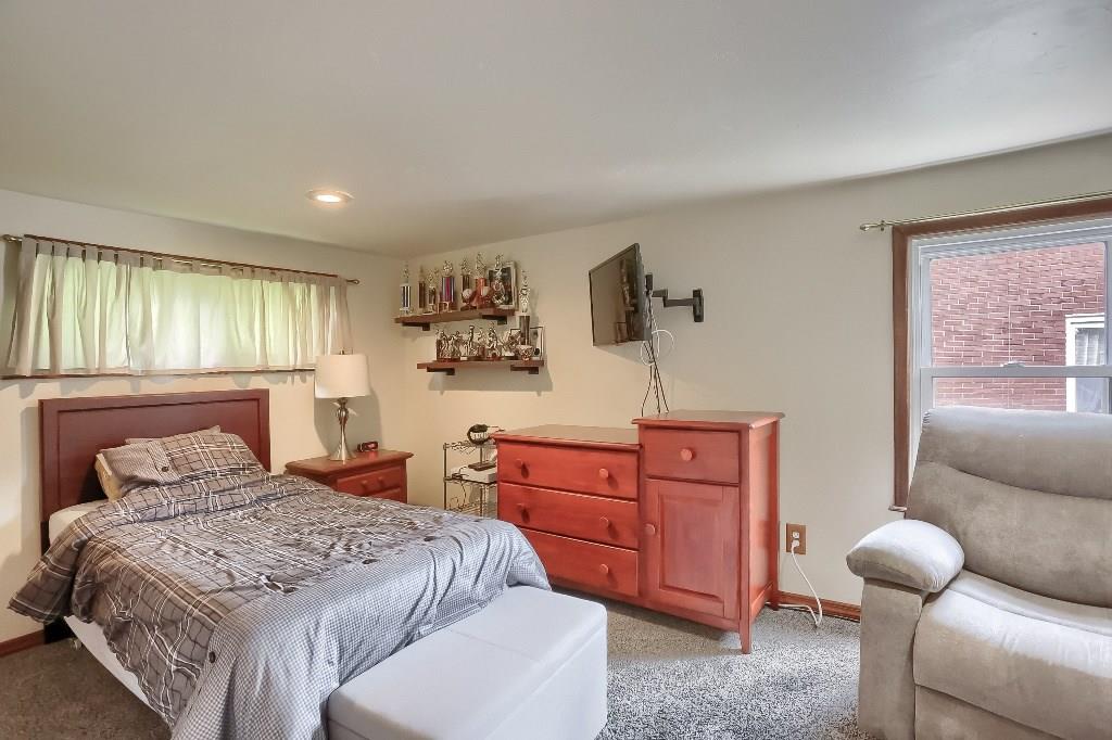 7310 Shannon Road Verona, PA 15147 - Photo 22 of 25 Gallery Image 22