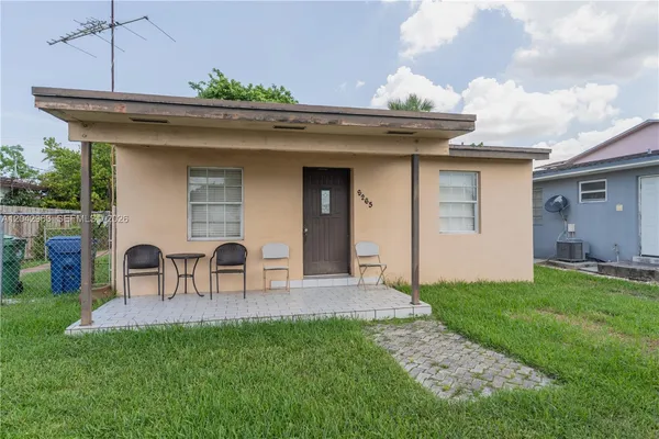 $674,900 | 9265 Southwest 38th Street, Miami, FL 33165