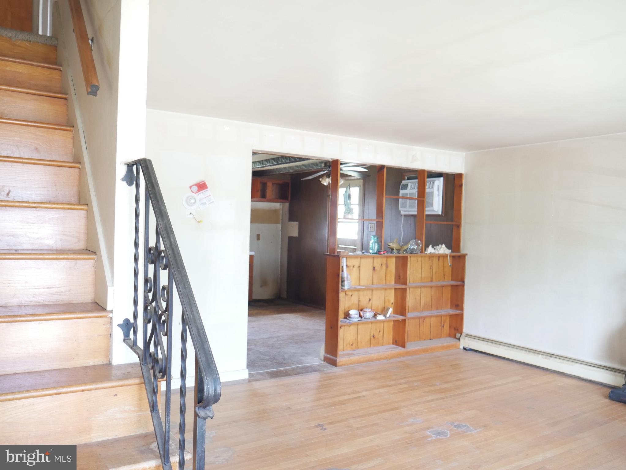 447 Spring Street Pottstown, PA 19464 - Photo 11 of 26 Gallery Image 11