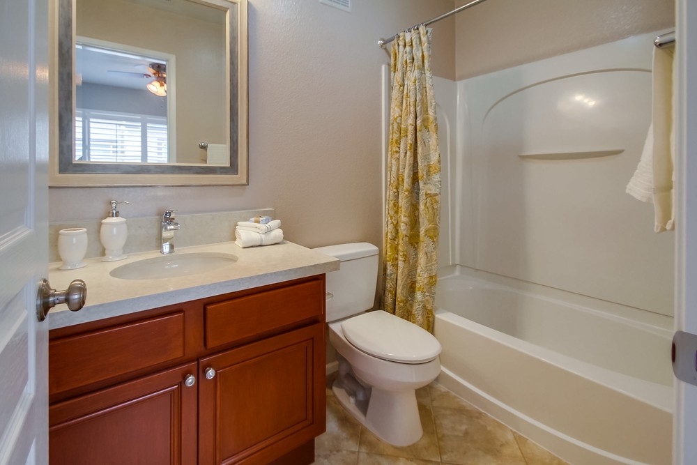 592 Almond Road San Marcos, CA 92078 - Photo 13 of 18 Gallery Image 13