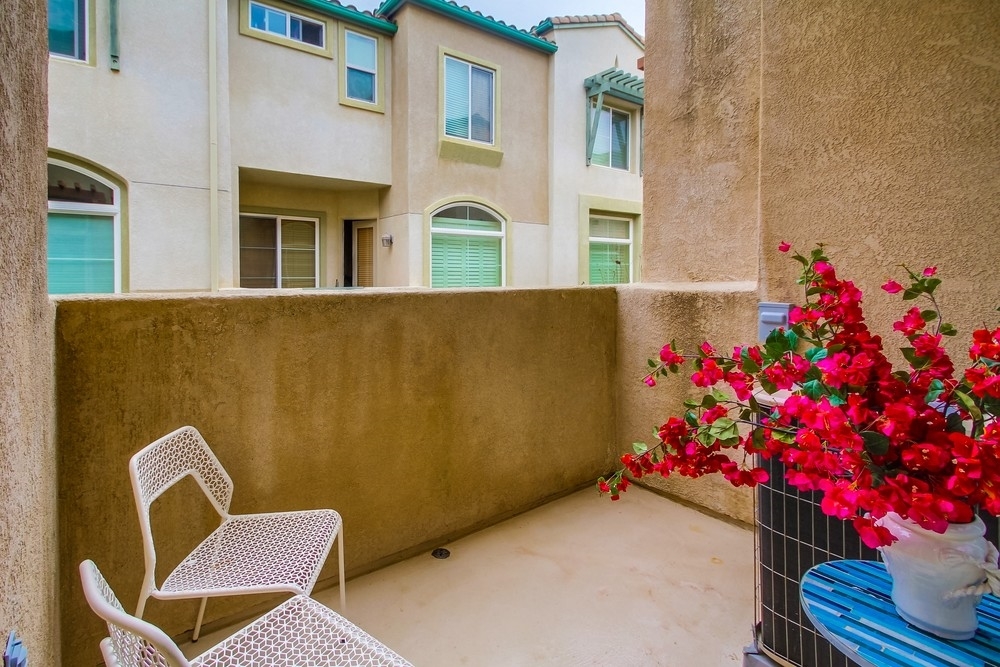 592 Almond Road San Marcos, CA 92078 - Photo 14 of 18 Gallery Image 14