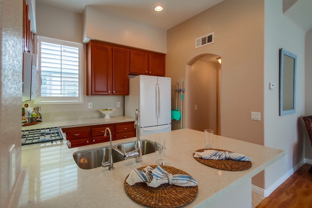 592 Almond Road San Marcos, CA 92078 - Photo 4 of 18 Gallery Image 4