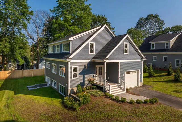 $1,059,000 | 12 Gillis Drive, Unit 3, Kittery, ME 03904