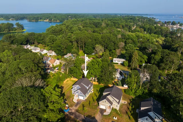 $1,059,000 | 12 Gillis Drive, Unit 3, Kittery, ME 03904