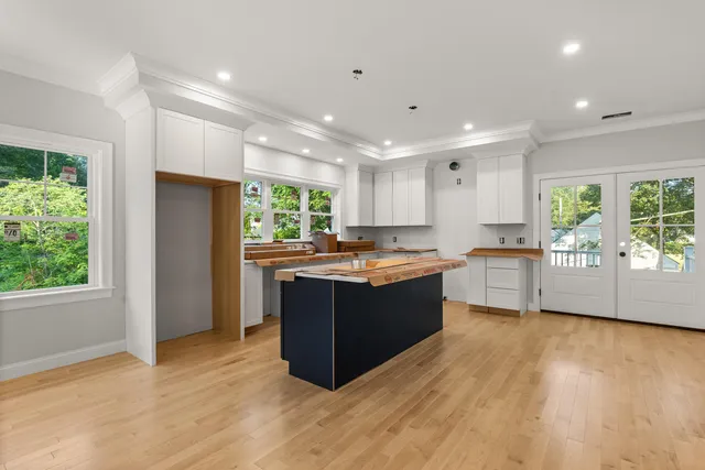 $1,059,000 | 12 Gillis Drive, Unit 3, Kittery, ME 03904