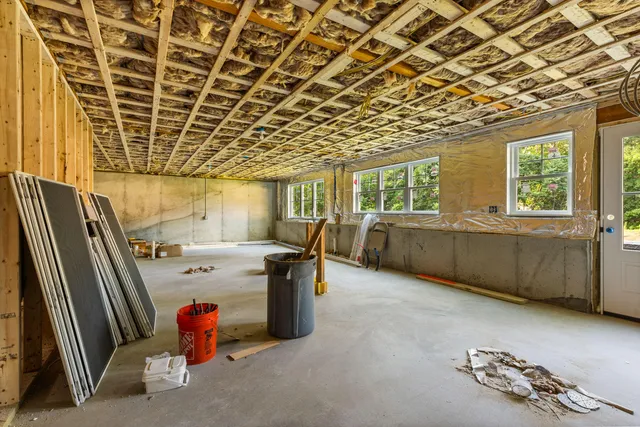 $1,059,000 | 12 Gillis Drive, Unit 3, Kittery, ME 03904