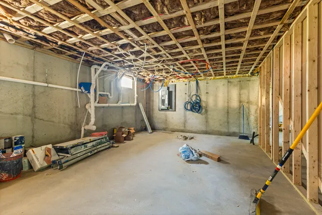 $1,059,000 | 12 Gillis Drive, Unit 3, Kittery, ME 03904