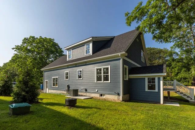 $1,059,000 | 12 Gillis Drive, Unit 3, Kittery, ME 03904