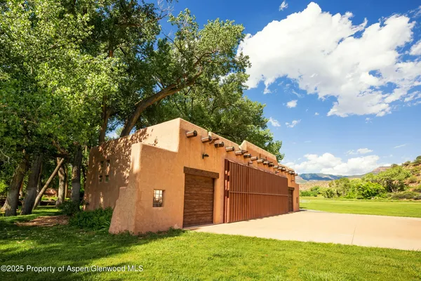 $45,000,000 | 40275 Highway 141, Gateway, CO 81522
