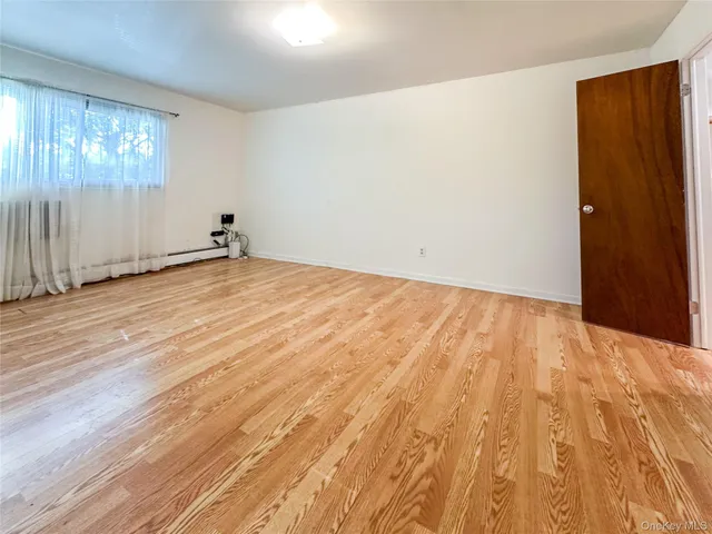 $400,000 | 18 Granada Crescent, Unit 1, White Plains, NY 10603