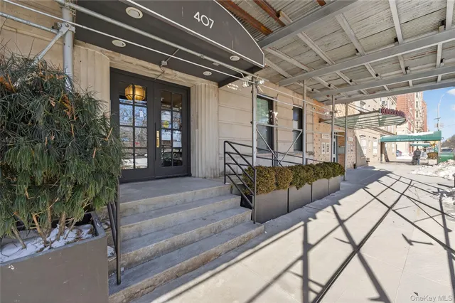 $4,600 | 407 Central Park West, Unit 1A | Upper West Side