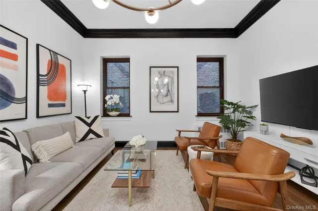 $4,600 | 407 Central Park West, Unit 1A | Upper West Side