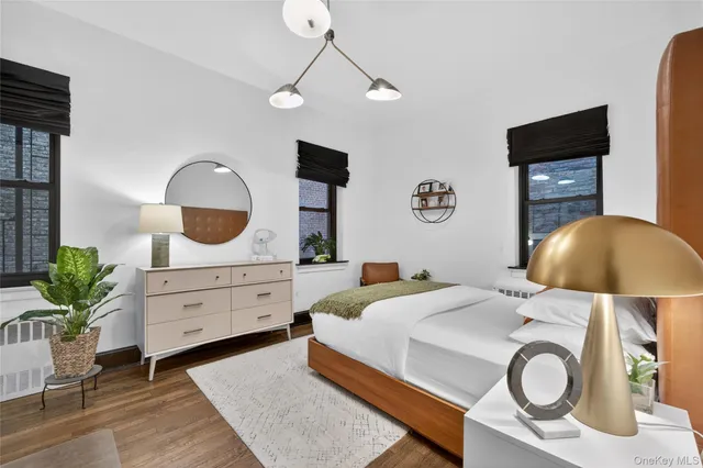 $4,600 | 407 Central Park West, Unit 1A | Upper West Side