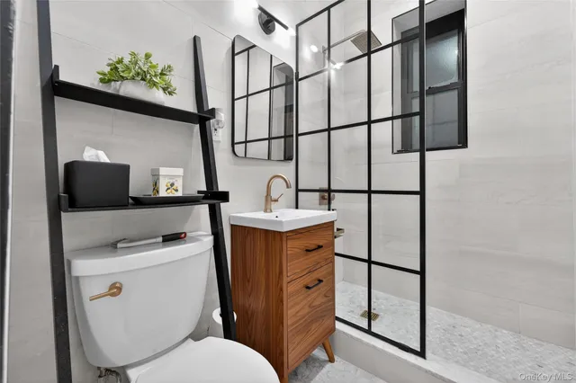 $4,600 | 407 Central Park West, Unit 1A | Upper West Side