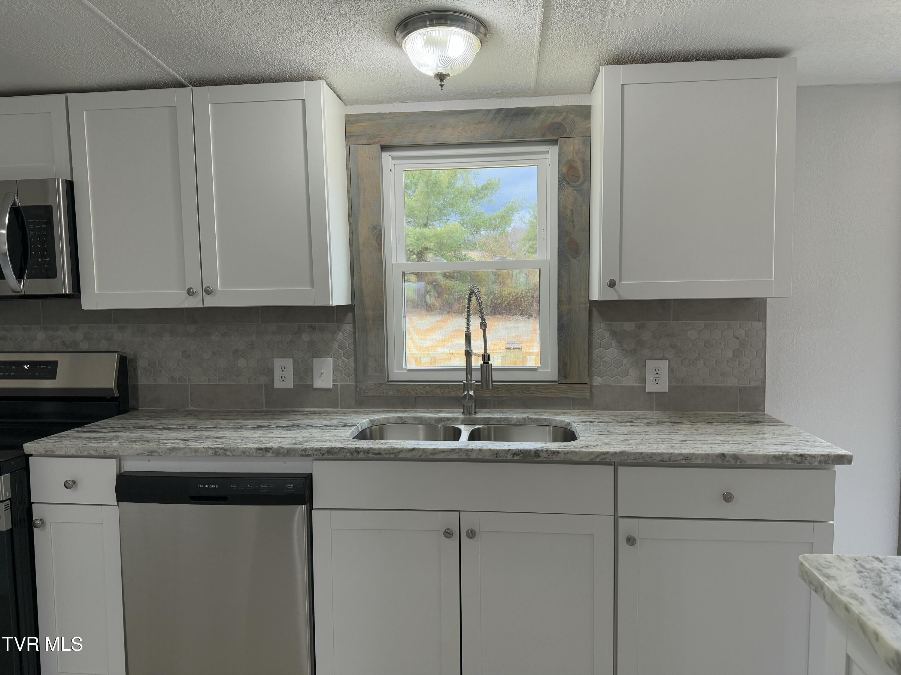 735 Hammitt Road Bulls Gap, TN 37711 - Photo 17 of 41 tempImagerDZZe9