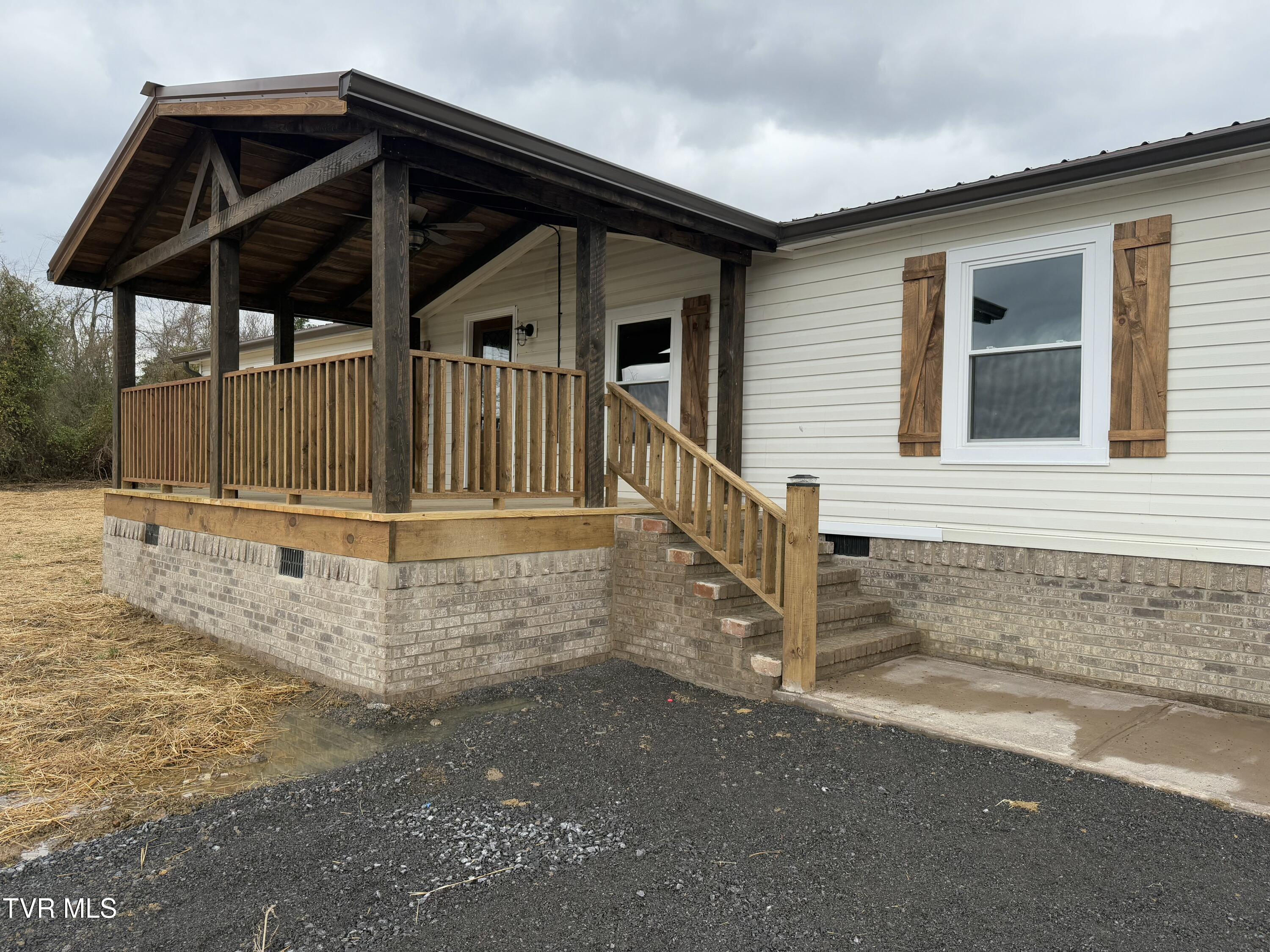 735 Hammitt Road Bulls Gap, TN 37711 - Photo 3 of 41 tempImage80dNRv
