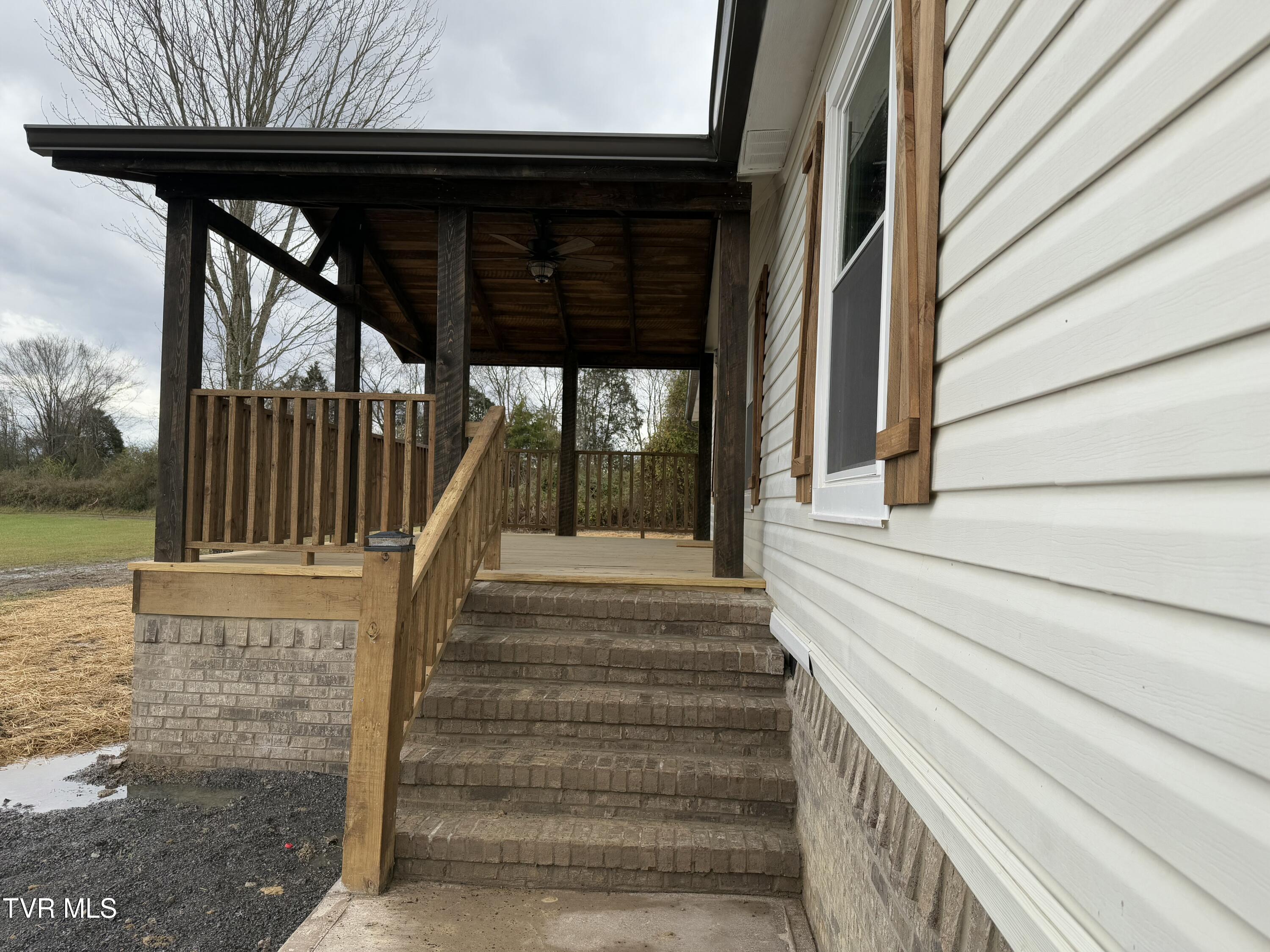 735 Hammitt Road Bulls Gap, TN 37711 - Photo 4 of 41 tempImagekZ06Bv