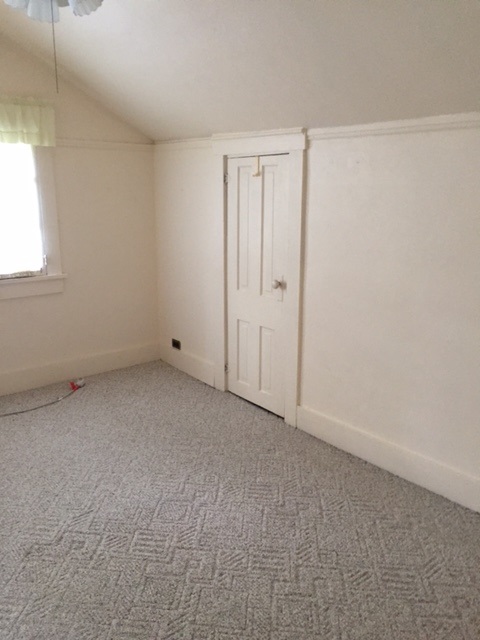 916 Pontiac Street Rochester, IN 46975 - Photo 9 of 14