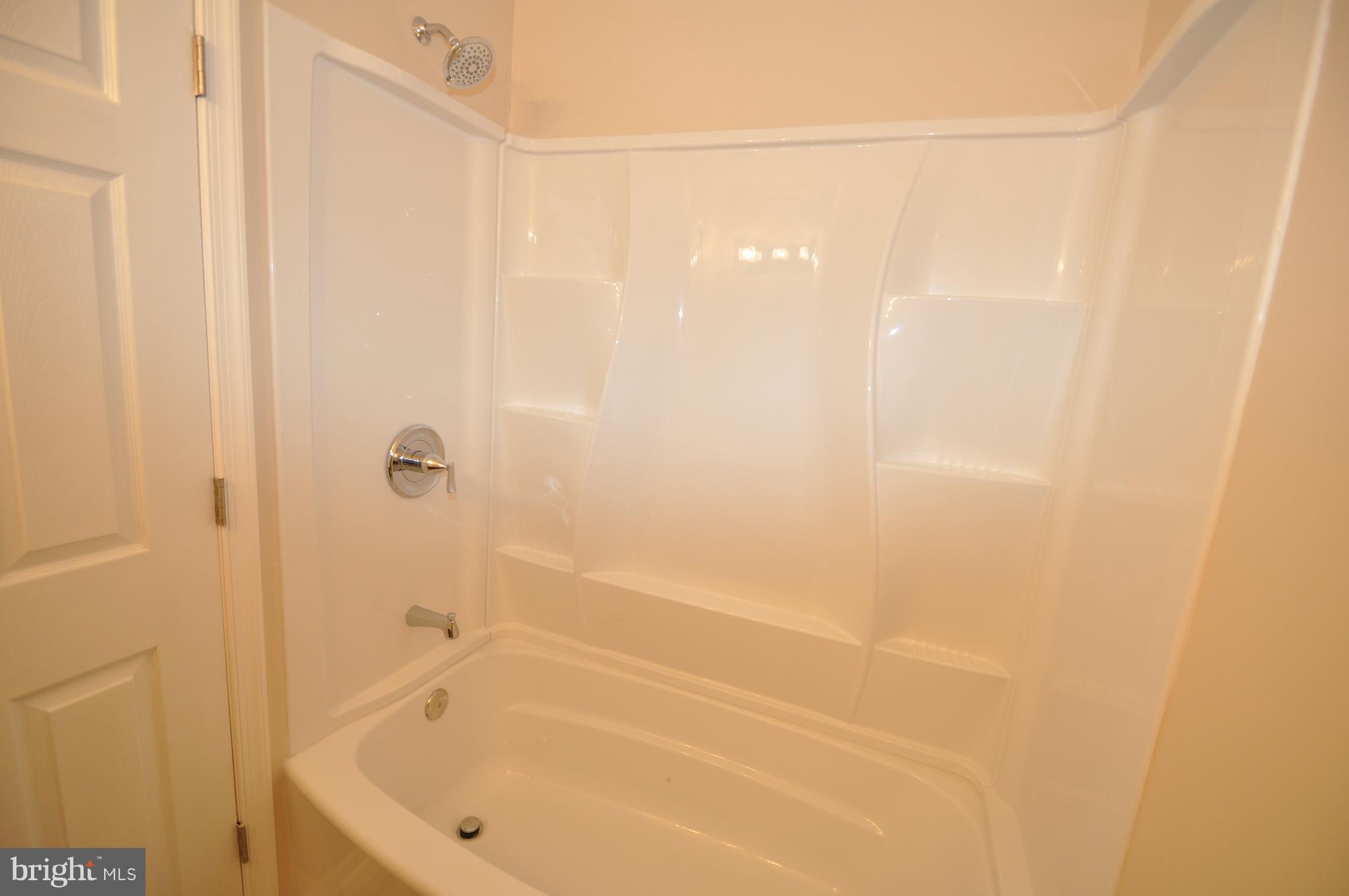 702 Maxa Road Aberdeen, MD 21001 - Photo 11 of 29 Bath