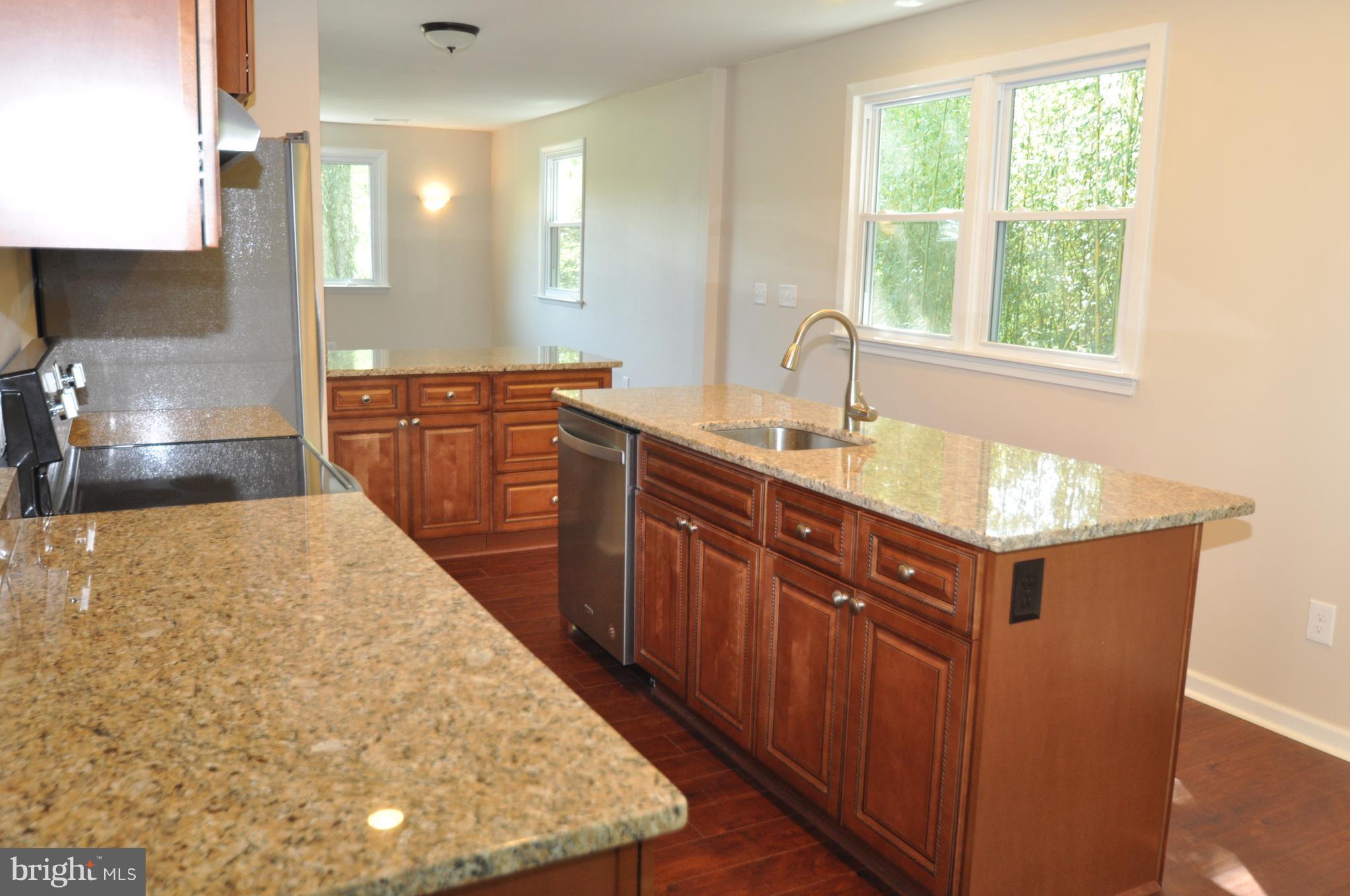 702 Maxa Road Aberdeen, MD 21001 - Photo 17 of 29 Kitchen