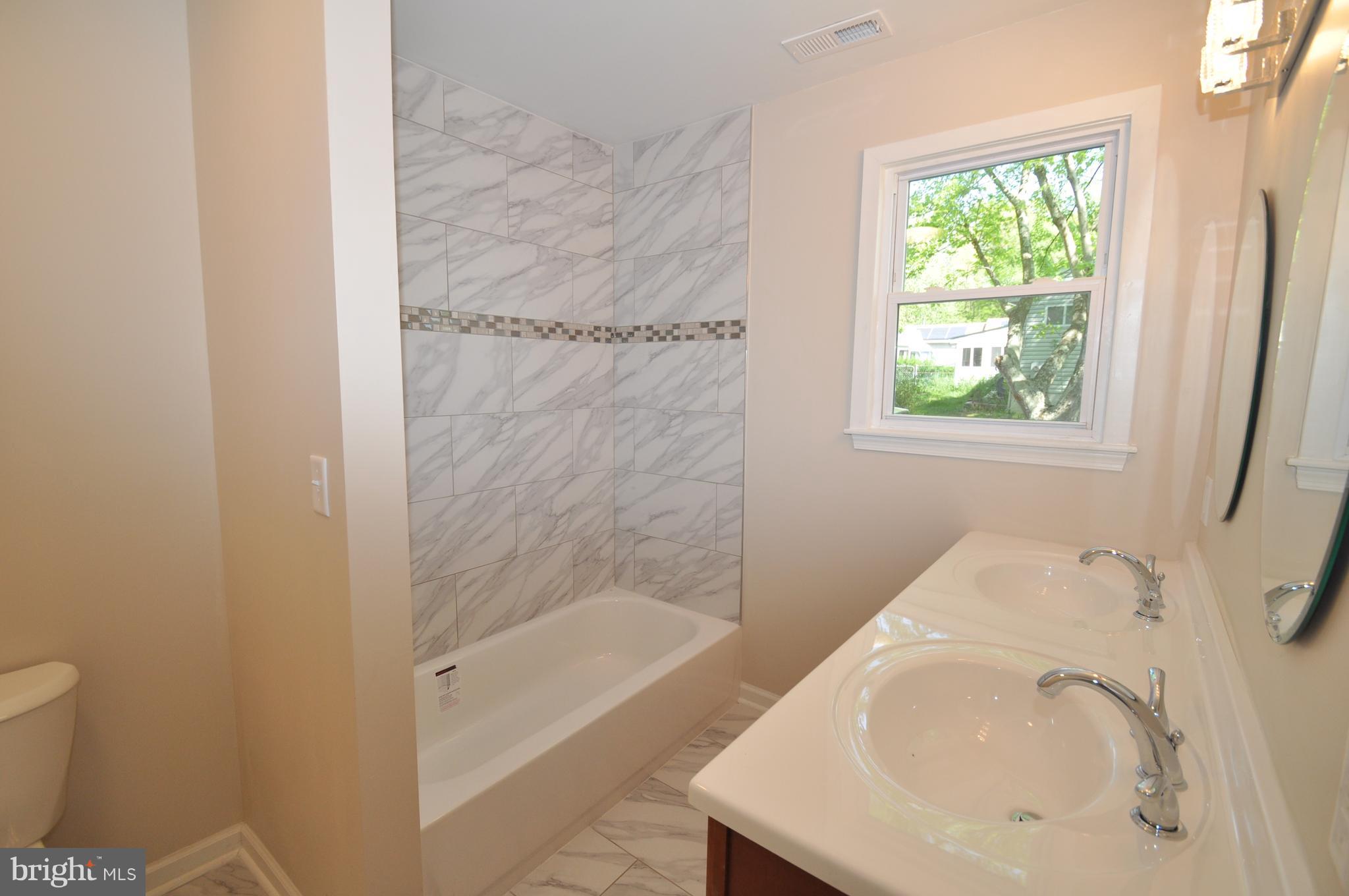 702 Maxa Road Aberdeen, MD 21001 - Photo 7 of 29 Bedroom (Master)