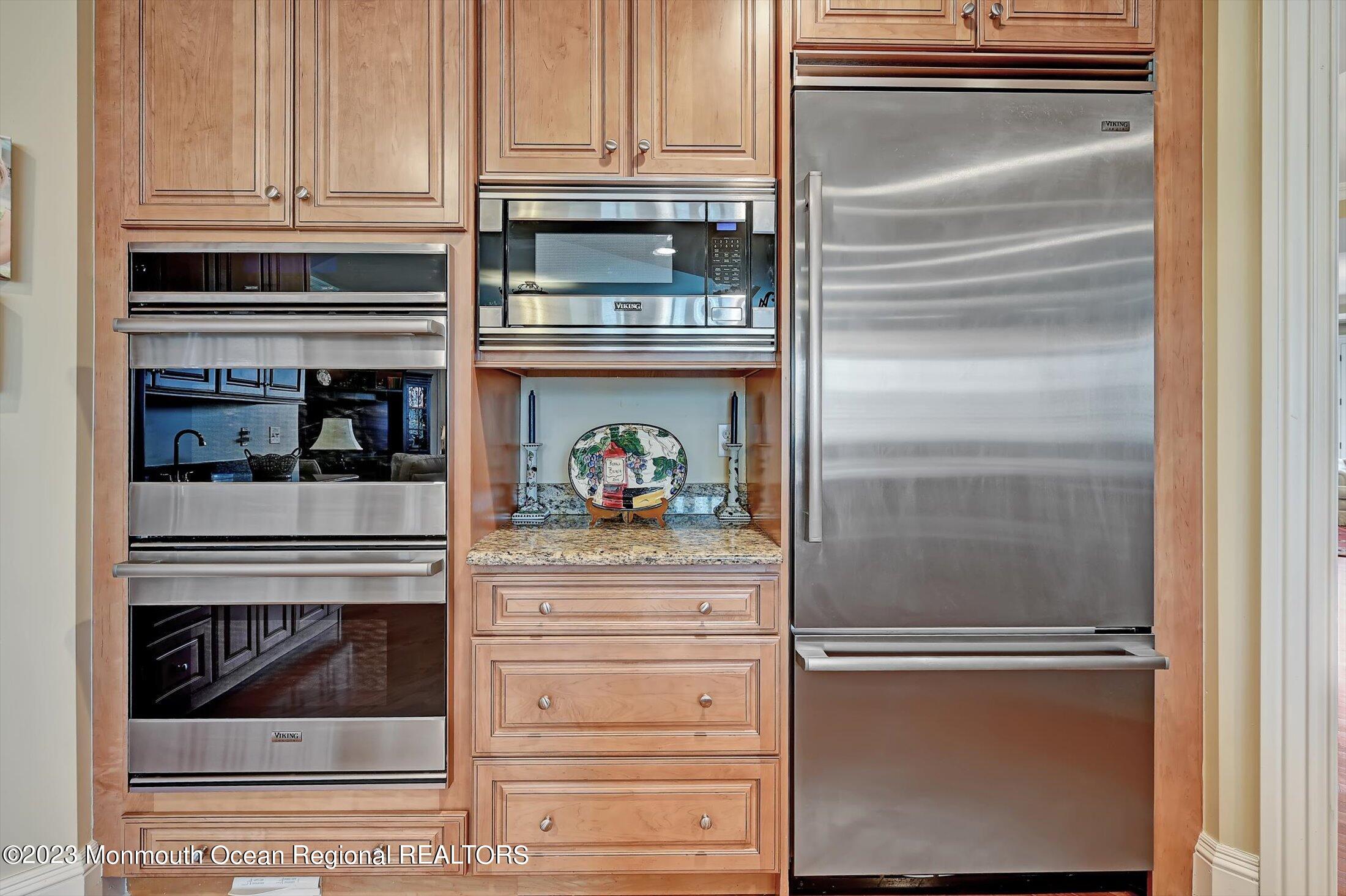 232 Oval Road Manasquan, NJ 08736 - Photo 20 of 56 20-Kitchen